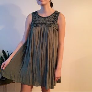 Japna Dresses - Green embroidery dress Japna Dresses - Green embroidery dress